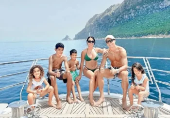 सात छोराछोरीका बाबु बन्ने रोनाल्डोको चाहना